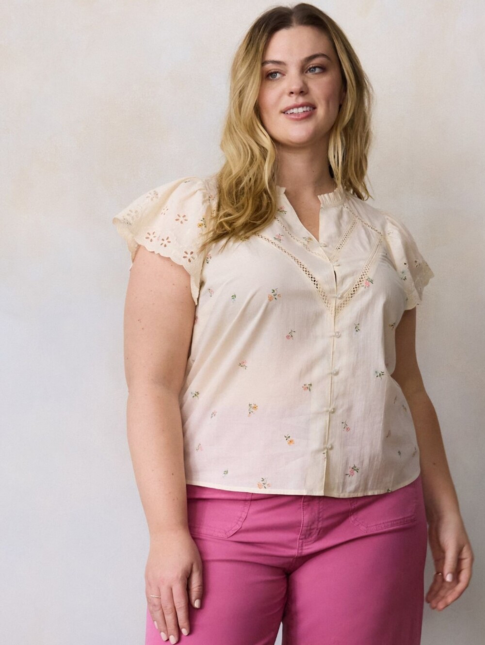 LC Lauren Conrad Cream Eyelet Floral Print Flutter-Sleeve Blouse | Size 1X - NWT